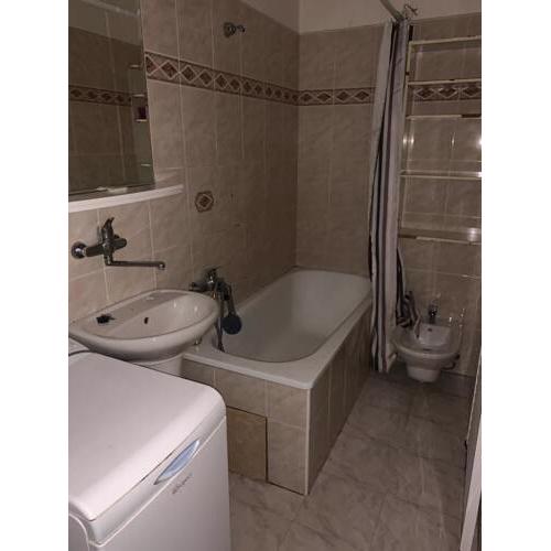 Prostorný byt přímo v srdci Prahy, 3+1, 96m2