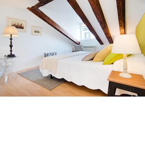 Puerta del Sol Ii Apartment