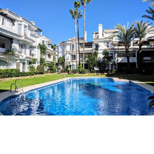 Puerto Banus Los Naranjos Hideaway