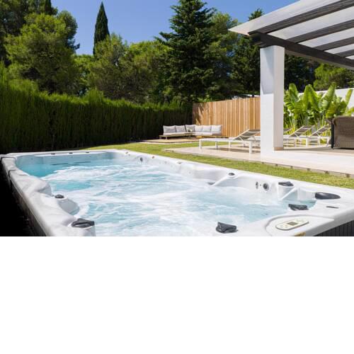 PUERTO BANUS SWIM SPA REAL PADDLE CLUB SISU HOTEL