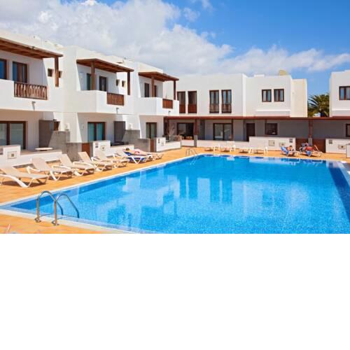 Puerto Calero Apartment Sleeps 4 with Pool and Air Con