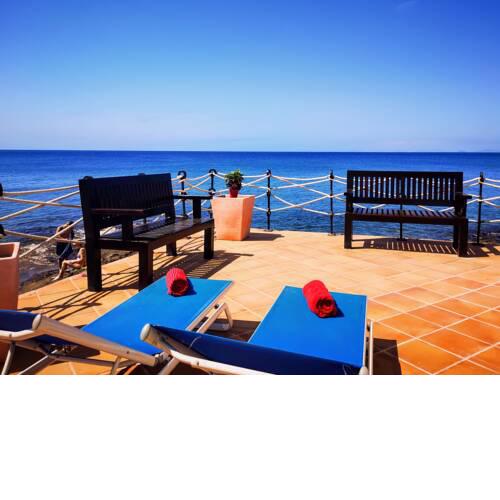 Puerto del Carmen Apartment Sleeps 4 with Air Con