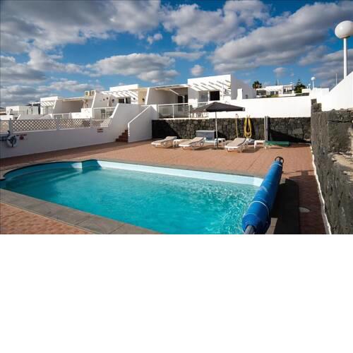 Puerto del Carmen Villa Sleeps 5 with Pool