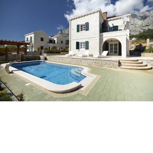 Puharici Villa Sleeps 6 Pool Air Con WiFi