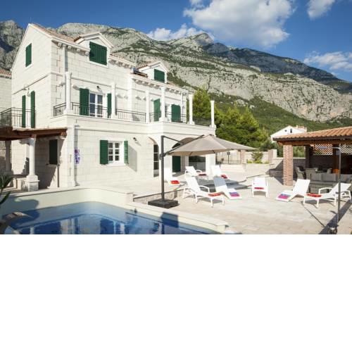 Puharici Villa Sleeps 6 Pool Air Con WiFi