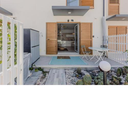 Pula Modern Apartment with Private Parking!