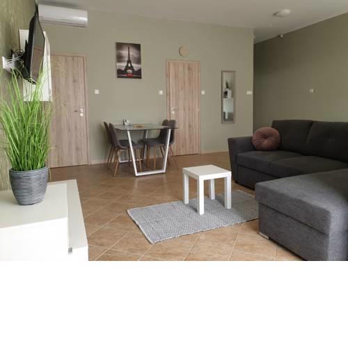Purple Apartman