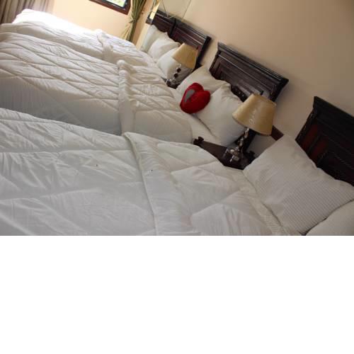 Pyramids Family Inn