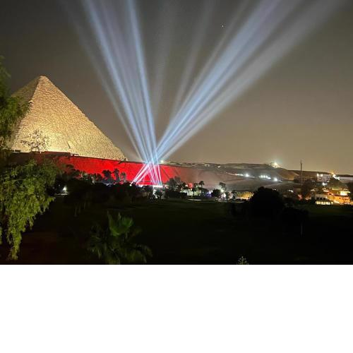 Pyramids Golf