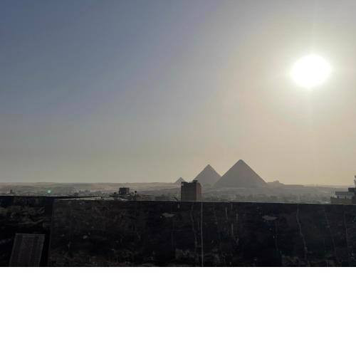 Pyramids hotel