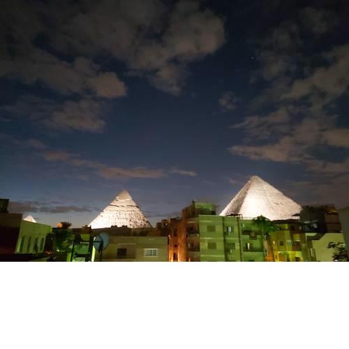 Pyramids Paradise Hotel