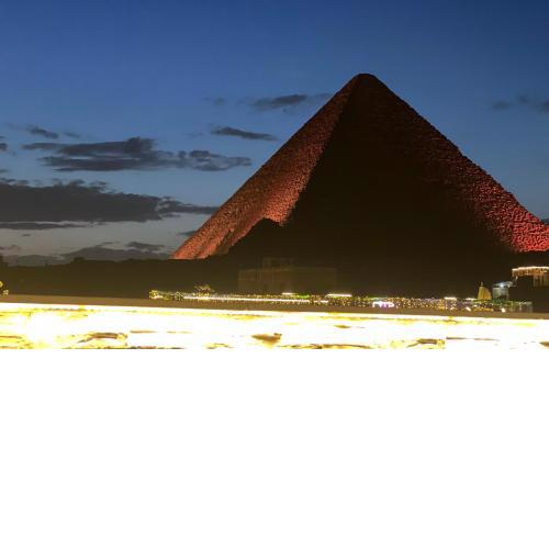 Pyramids Top guest house