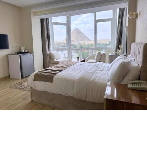 Pyramids Wonders Hotel