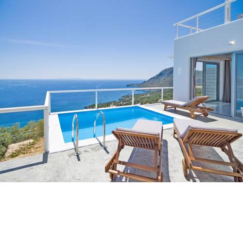 Pyrgos Exclusive