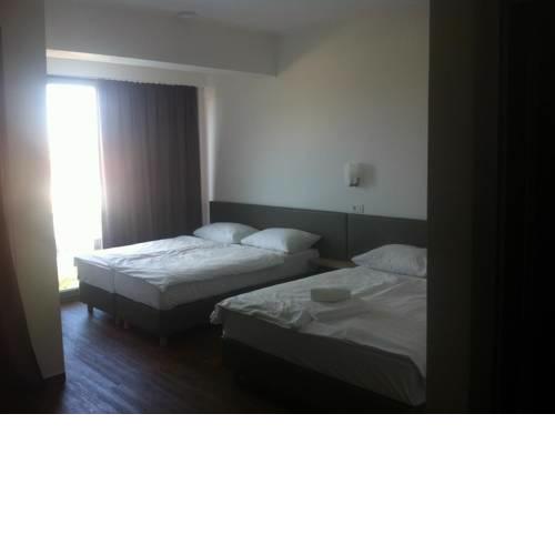 Quadruple Room Metajna 15142i