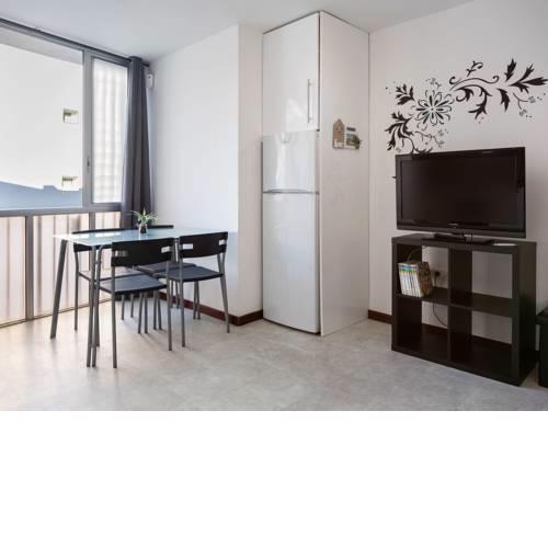 Quaint Apartment in Salou for 4 People