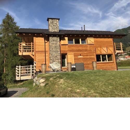 Quaint Holiday Home in La Tzoumaz near Ski Area