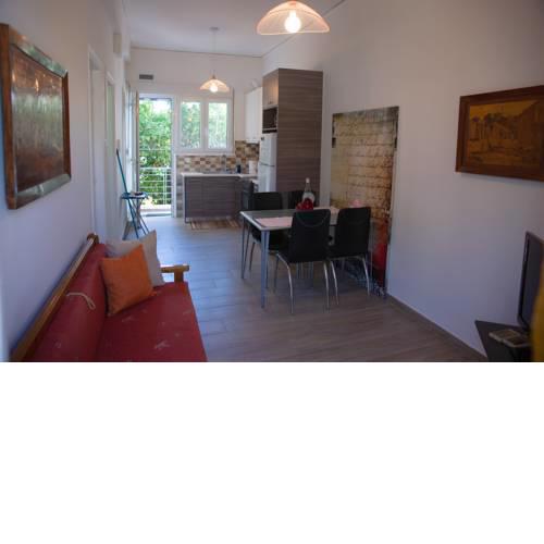 Quality apartment in aegaleo