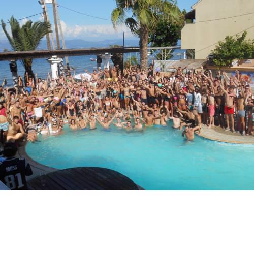 Quayside Village Hotel