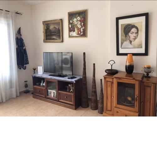 Queens garden 2bedroom vintage townhouse