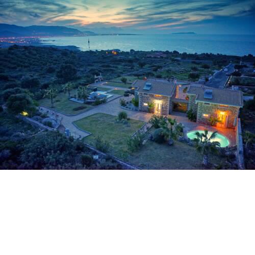 Queens Villas