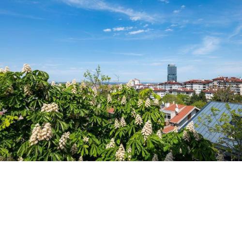 Quiet 2br Home Wcityview Etiler