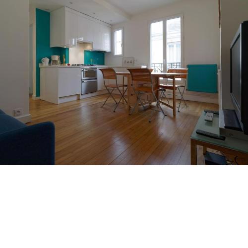Quiet apartment near Montmartre