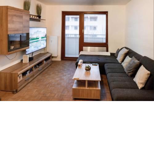 Quiet apartment with balcony and Airconditioning - perfectly located