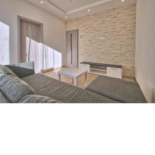 Quiet appartment Prague - free parking