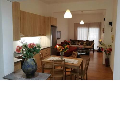 Quiet Spacious Maisonette in Ideal Central Town Point in Heraklion (Iraklio)