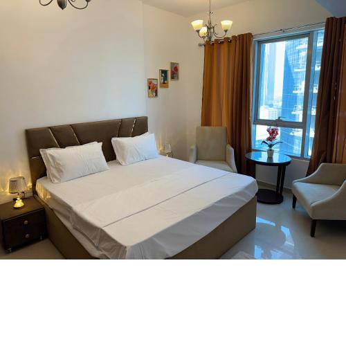 R N D Vacation apartment in downtown business bay