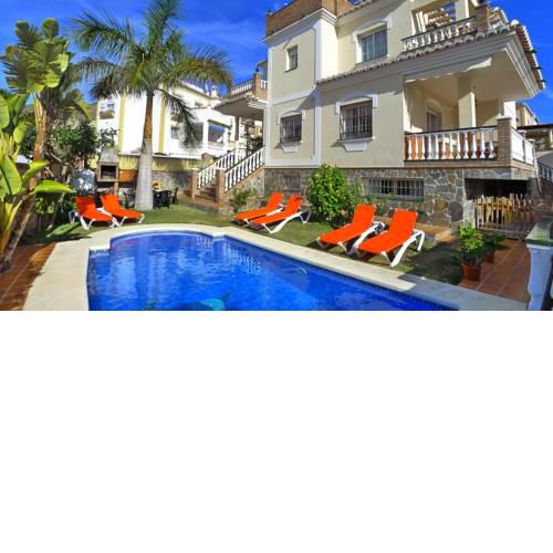 R1044 - Villa Karina