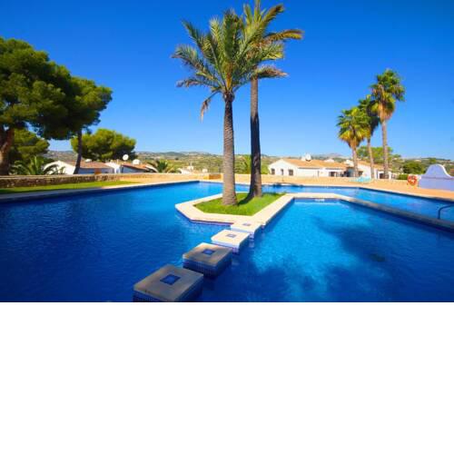 Rada de Moraira Apartment Sleeps 4 with Pool Air Con and WiFi