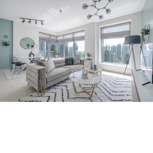 Radiant 2 BR with Marina Views