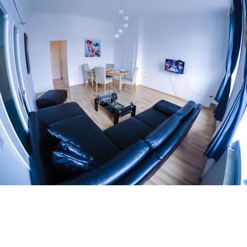 Raimond Apartment