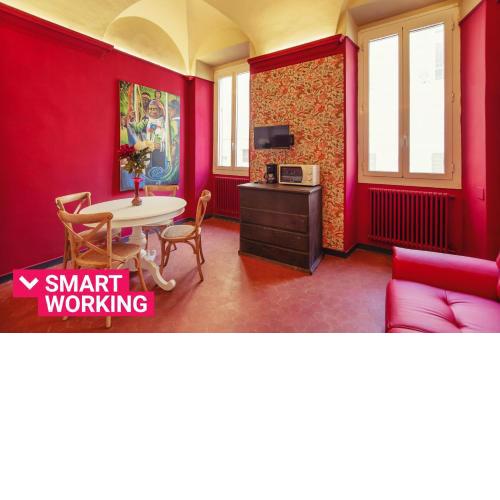 Rainbow City Center Apartment by Wonderful Italy