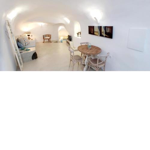 Rakomelo Cave - newly renovated 100 year old cave