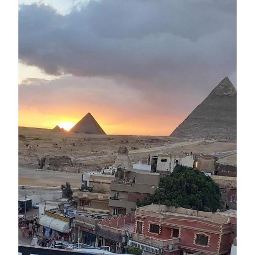 Ramses Pyramids Inn