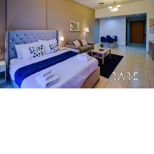 Rare Holiday Homes - Close to FIVE Hotel - Lavender Tower 2, Jumeirah Village Circle- RG012