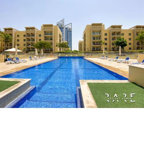 RARE Holiday Homes in Al ARTA Tower - The Greens & Views Emaar R215 - The Greens