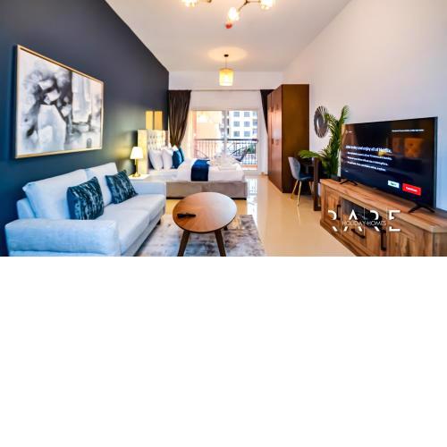 Rare Holiday Homes offer Exclusive Classy Studio Pool View in Botanica Tower JVC - R105