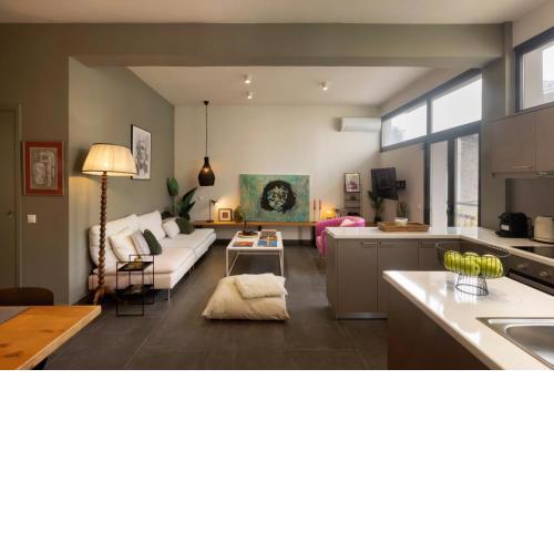 Α Rare Lux Artistic RENV Gem opposite EMST Museum
