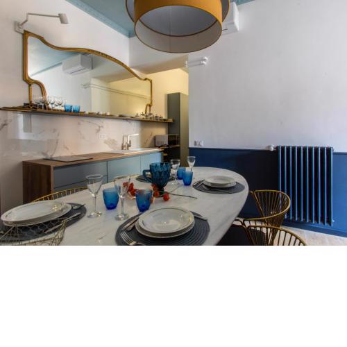 Rasella44, Blu Apartment
