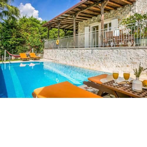 Ratzakli Villa Sleeps 7 Pool Air Con WiFi