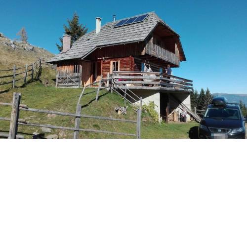 Raus aus dem Alltag und willkommen in der urigen Harterhütte