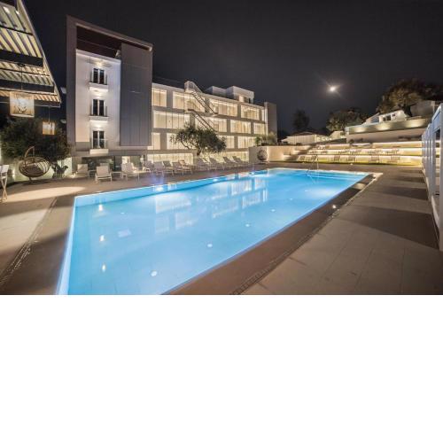 Ray Hotel