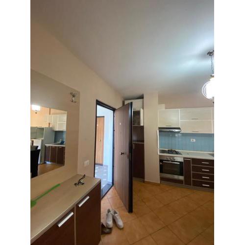 Rayde Apartments