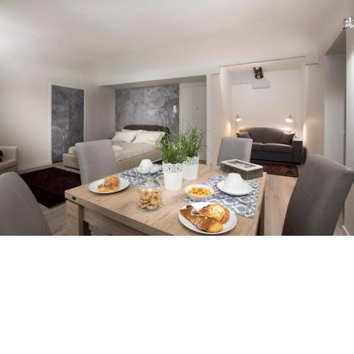 Real Umberto Suite
