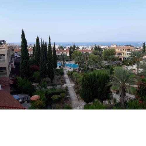 Regina Gardens: spacious 2 bedroom apartment