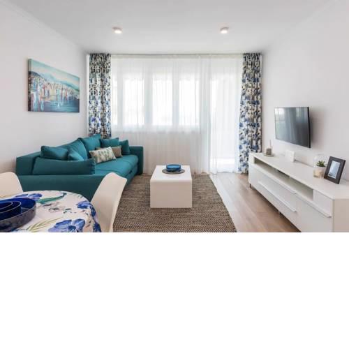 Relaxing FAMILY FRIENDLY Apartment
